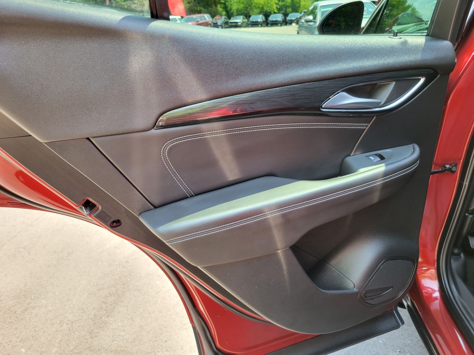 Used 2023 Red Buick Essence image 25