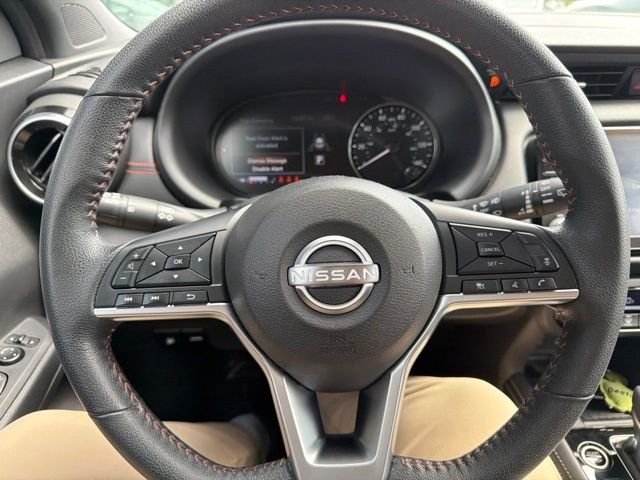 Used 2023 Gray Nissan SR image 15
