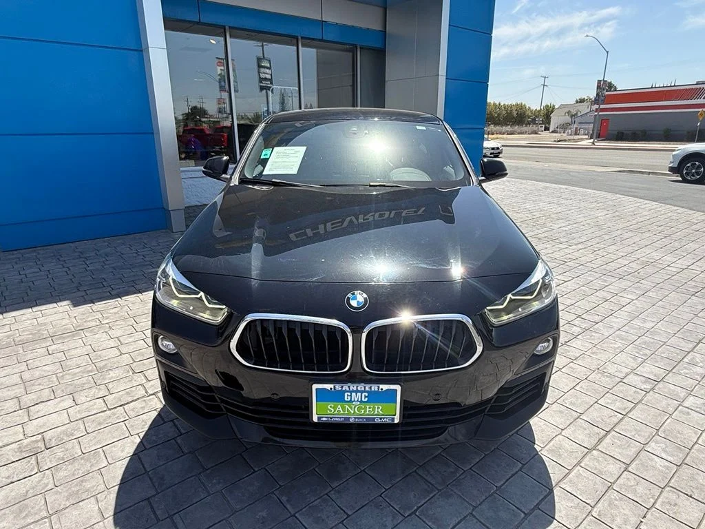 Used 2020 Black BMW sDrive28i image 3