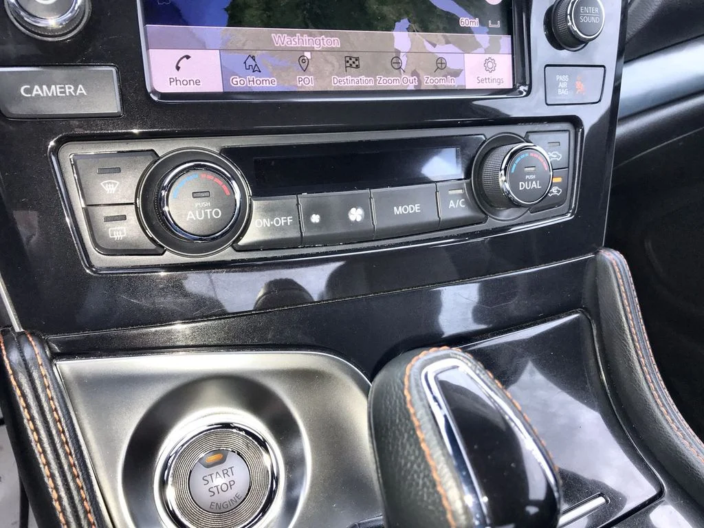 Used 2023 White Nissan SR image 21