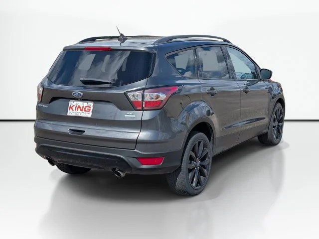 Used 2018 Gray Ford SE image 6