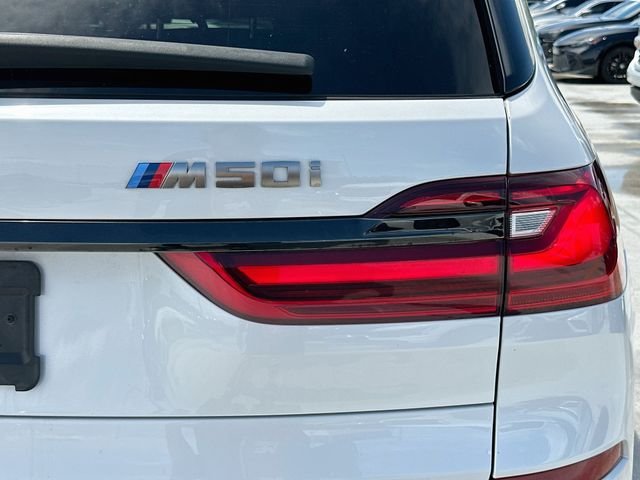 Used 2020 White BMW M50i image 33