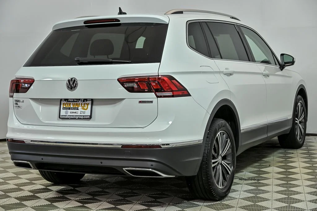 Used 2019  Volkswagen 2.0T SEL image 8