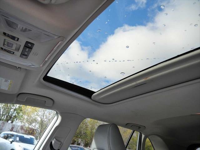 Certified Used 2021 SILVER SKY METALLIC Toyota  image 33