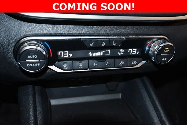 Used 2022 Blue Nissan 2.5 SV image 33
