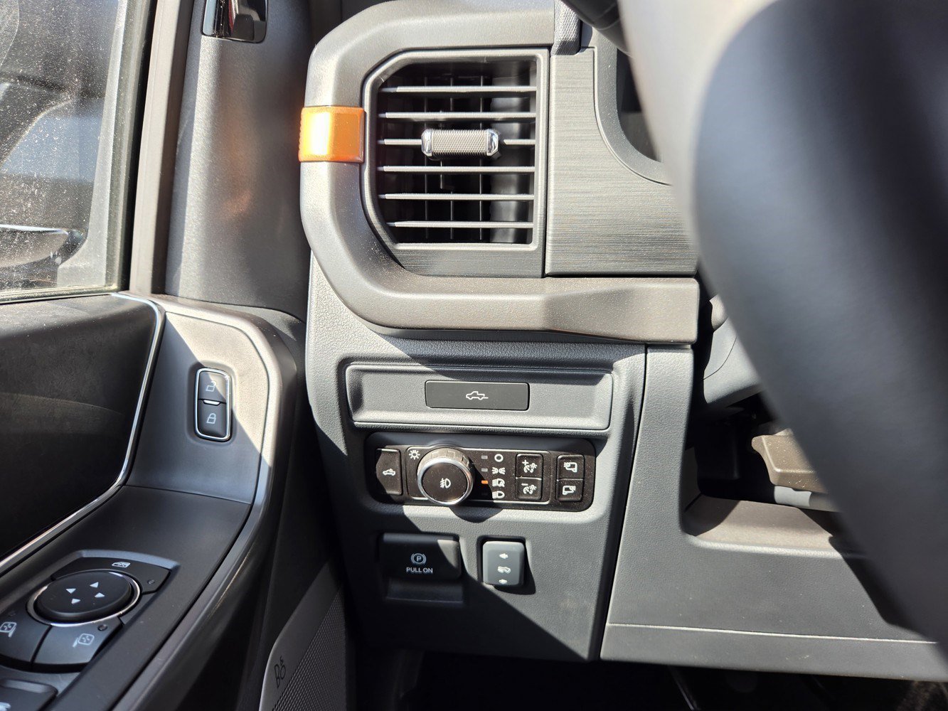 New 2026 Marsh Gray Ford Tremor image 13