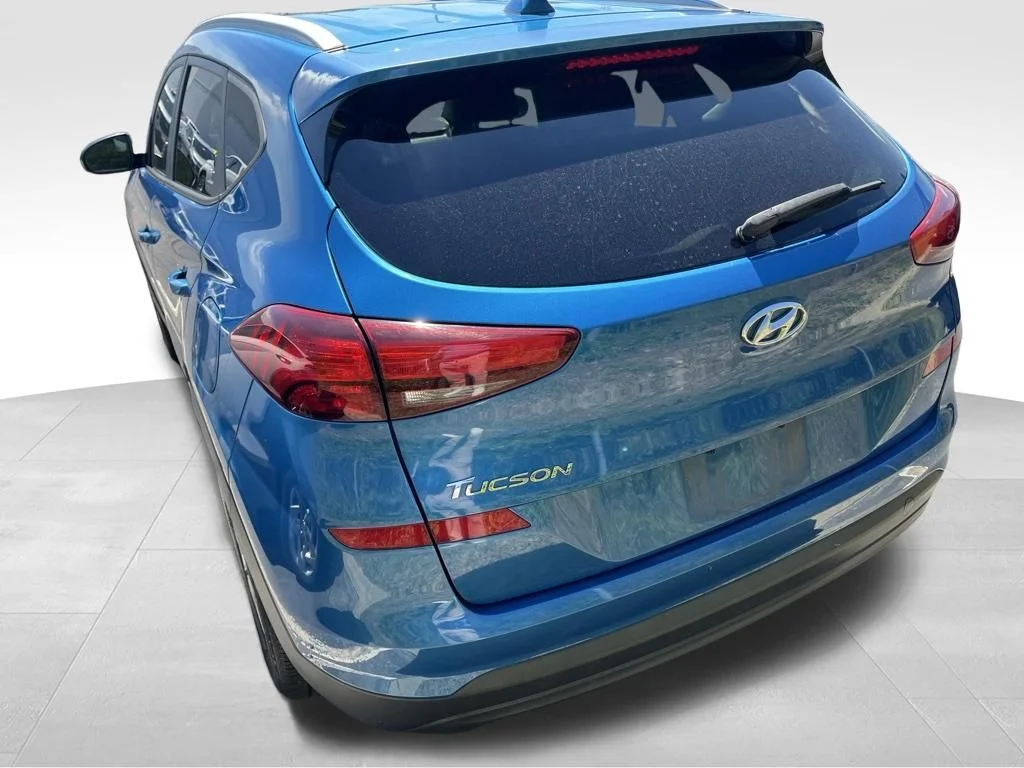 Used 2020 Blue Hyundai Value image 22