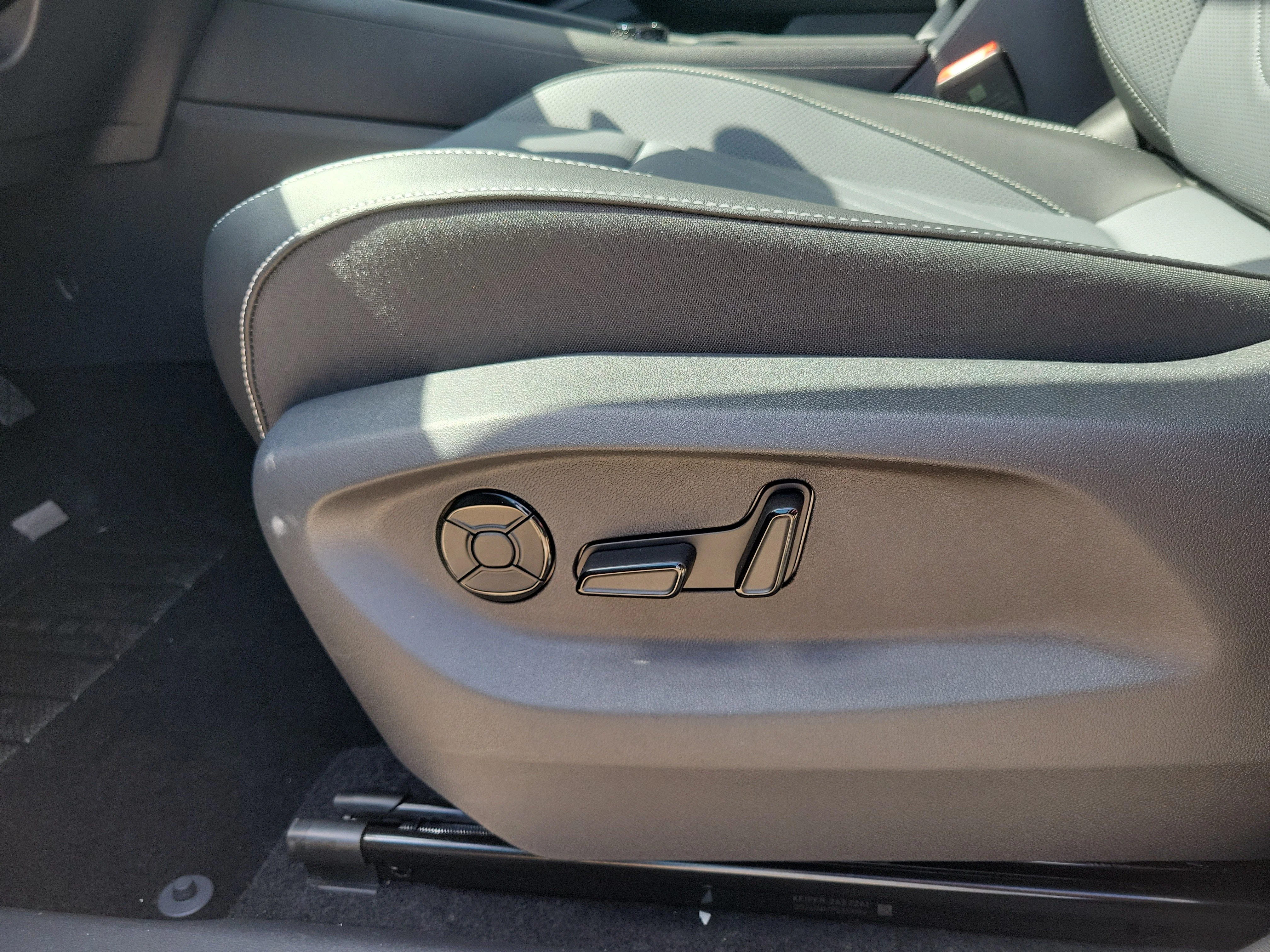 New 2026 Gray Volkswagen SE image 15