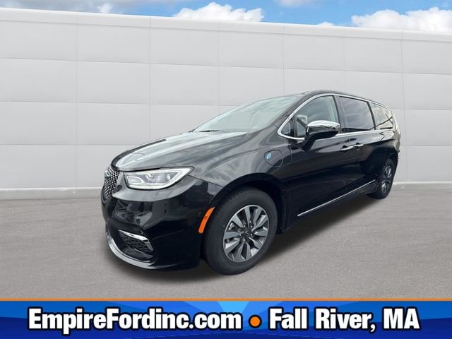 2023 Chrysler Pacifica Hybrid