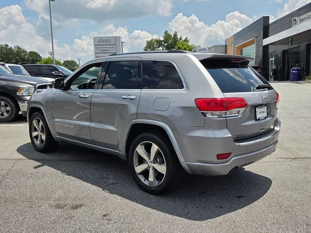 Used 2015 Silver Jeep Overland image 6