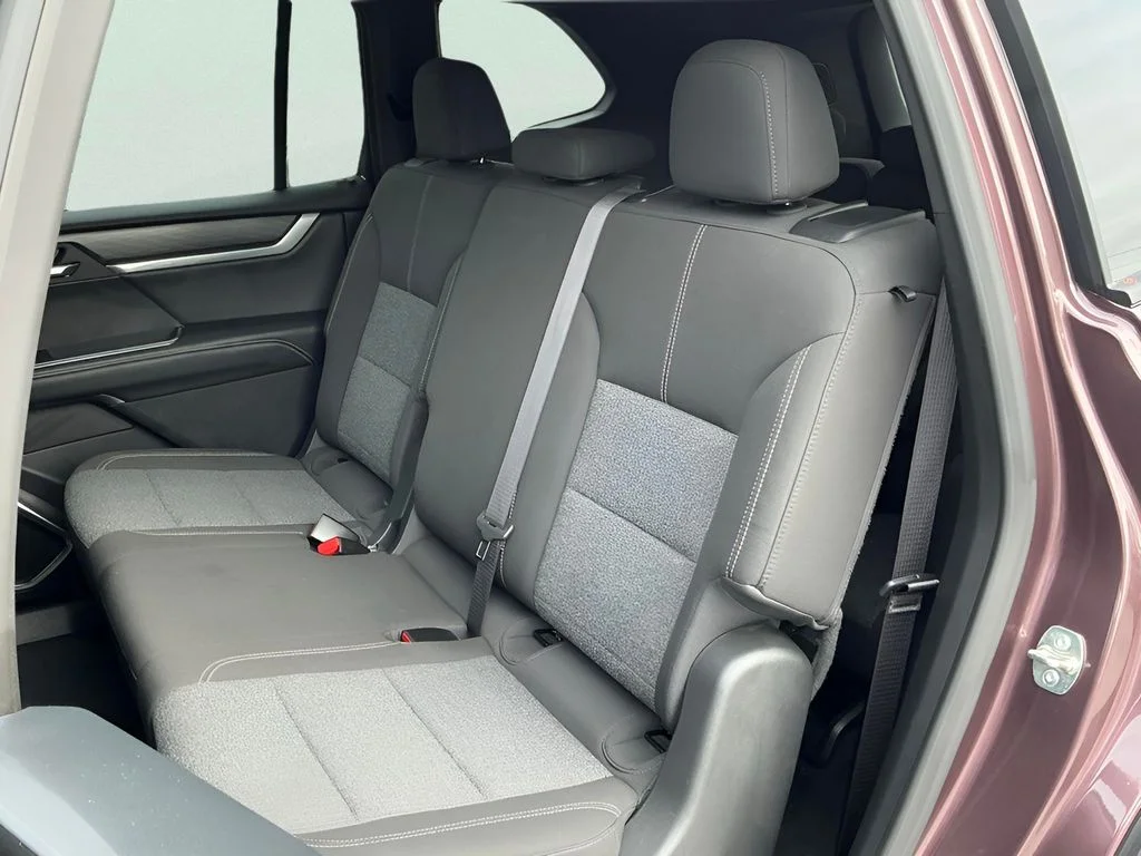 Used 2025 Brown GMC Elevation image 36