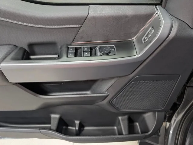 New 2026 Carbonized Gray Metallic Ford XLT image 47