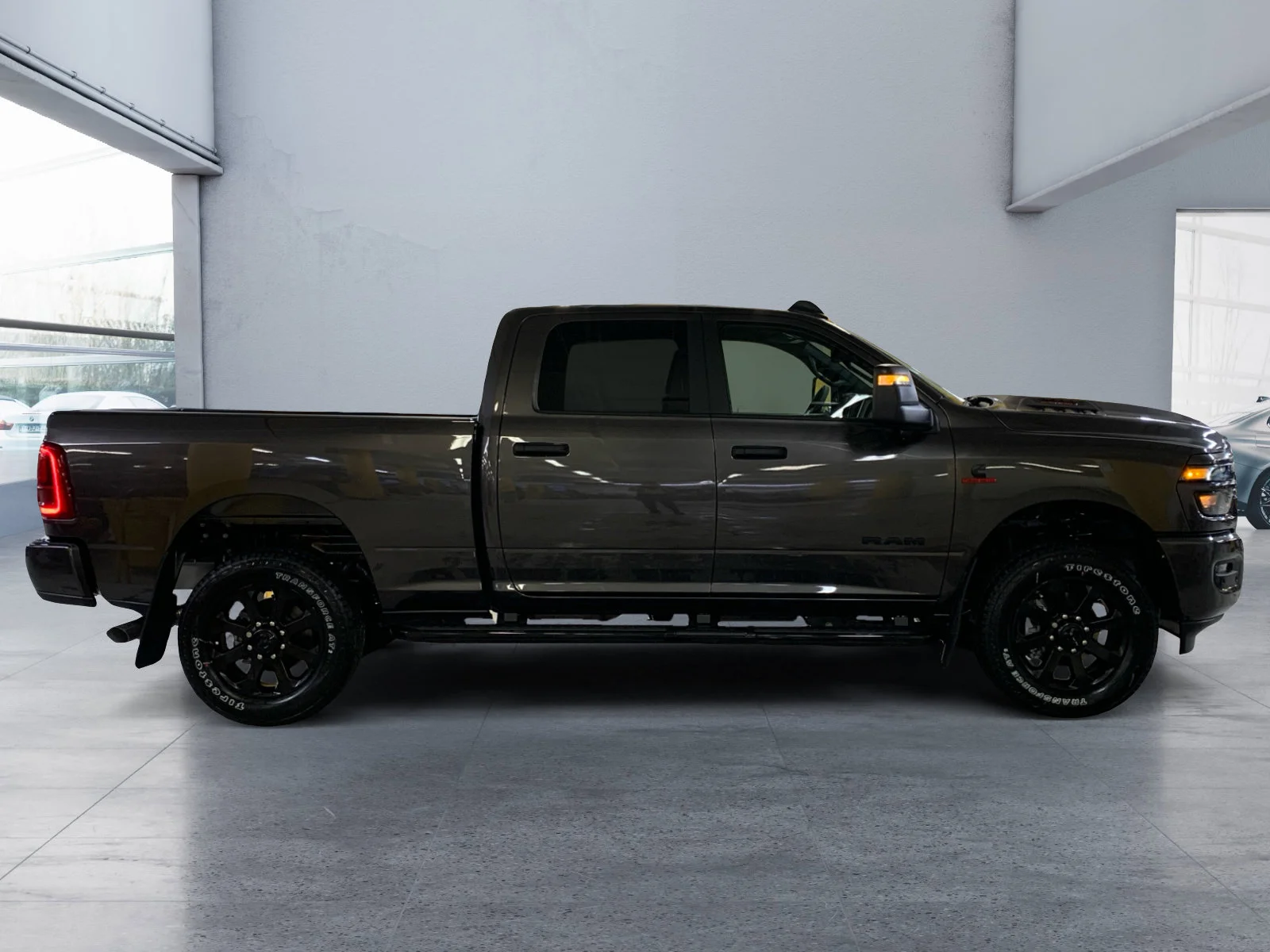 New 2026 Granite Crystal Metallic Ram Big Horn image 6