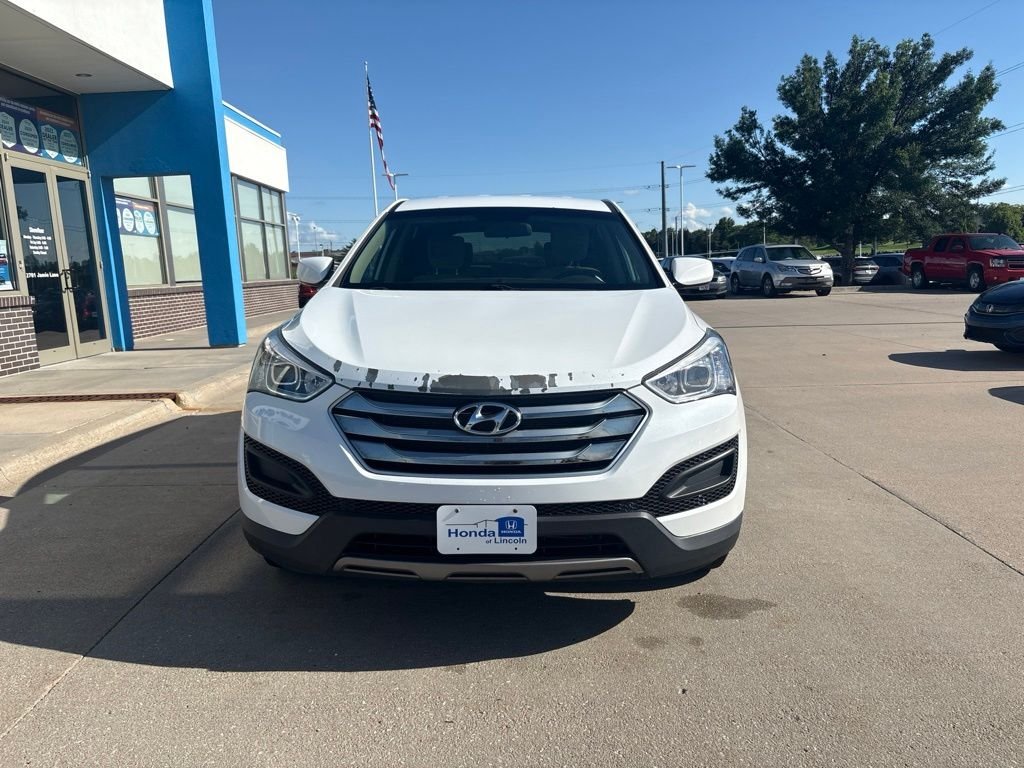 Used 2016 White Hyundai 2.4 Base image 2