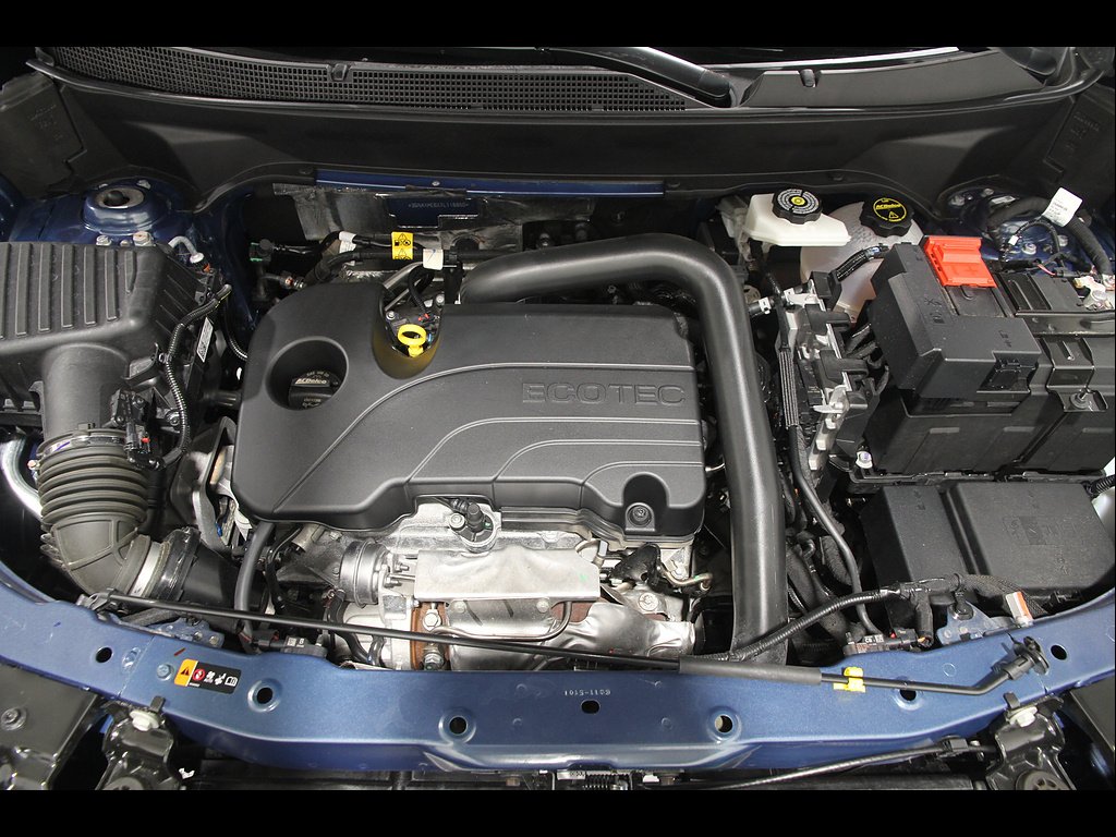 Used 2026 Lakeshore Blue Metallic Chevrolet LT image 20