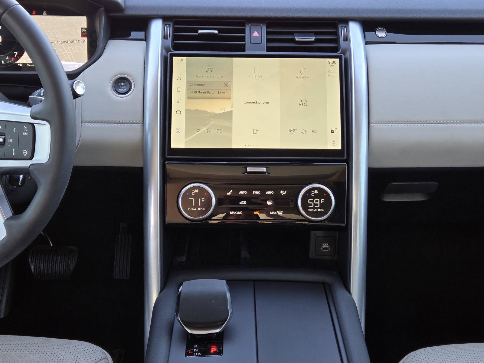 Used 2025 Fuji White Land Rover S image 22