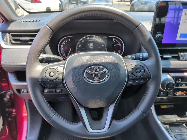 Certified Used 2025 RUBY FLARE PEARL* Toyota  image 17