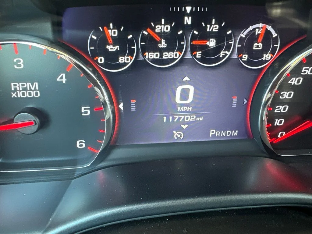 Used 2015 Gray GMC Denali image 17