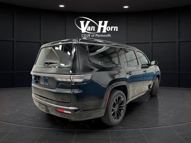 New 2026 High Gloss Black Exterior Paint Jeep Summit Reserve image 7