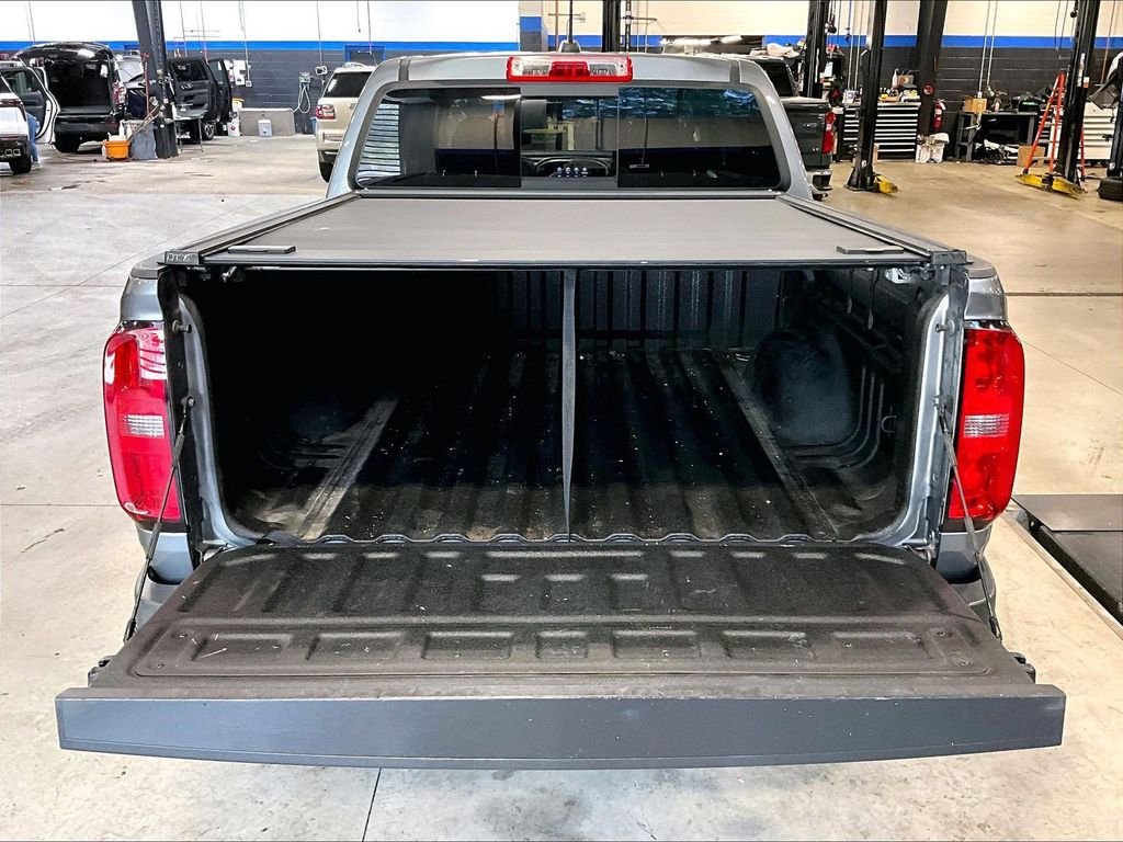 Used 2021 Gray Chevrolet ZR2 image 32