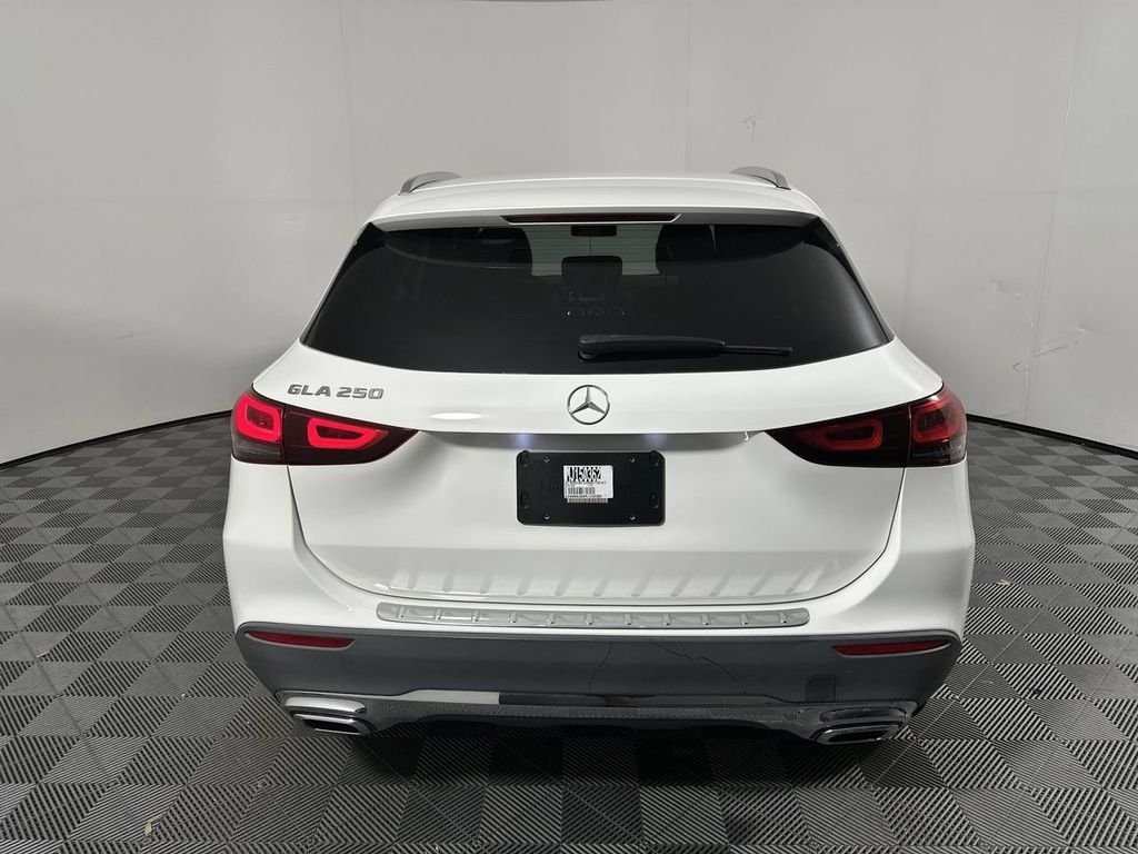 Used 2021 White Mercedes-Benz GLA 250 image 19