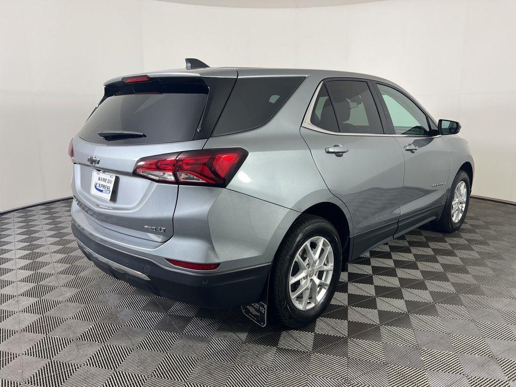 Used 2024 Sterling Gray Metallic Chevrolet LT image 4