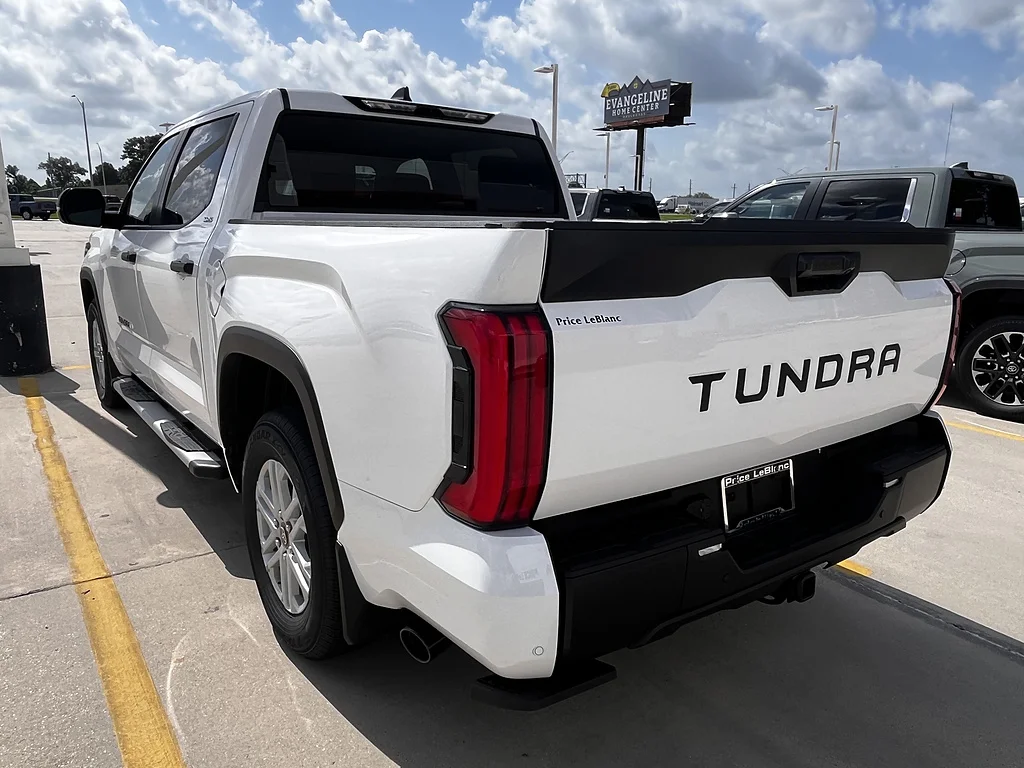 New 2026 Ice Cap Toyota  SR5 image 5