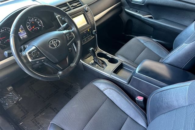 Used 2017 Blue Toyota SE image 11