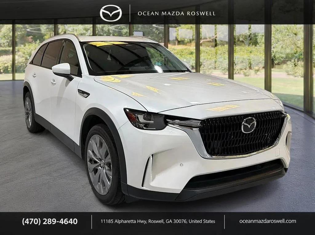 Certified Used 2026 White Mazda 3.3 Turbo Preferred image 3