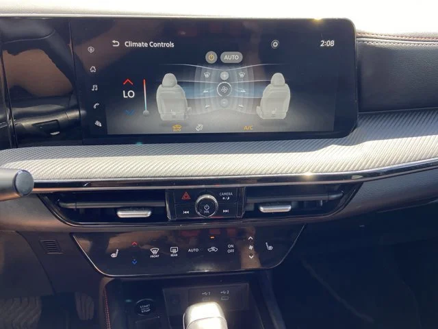 2025 Nissan Kicks SR AWD - Photo 19