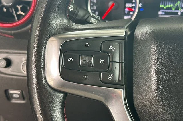 Used 2021 Red Chevrolet RS image 31