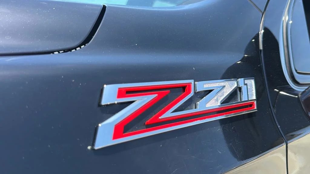 Used 2024 Black Chevrolet Z71 image 44