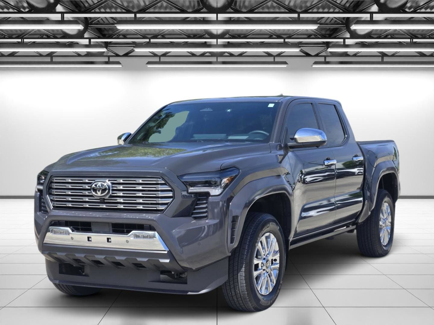 Used 2025 Underground Toyota Limited image 5