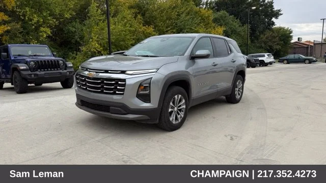 Used 2025 Gray Chevrolet LT image 7