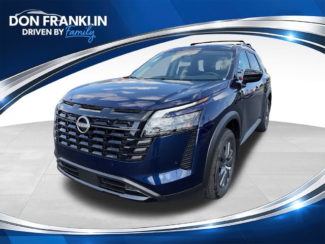 2026 Nissan Pathfinder SV