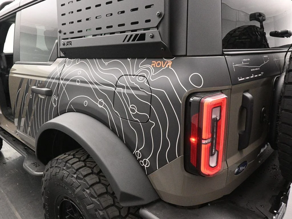 New 2025 Marsh Gray Ford Badlands image 28