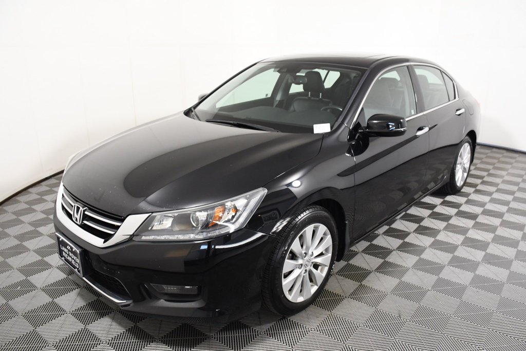 Used 2015 Honda Accord EX-L V-6 with VIN 1HGCR3F87FA026360 for sale in Richfield, Minnesota