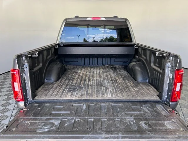 Used 2023 Gray Ford XLT image 32