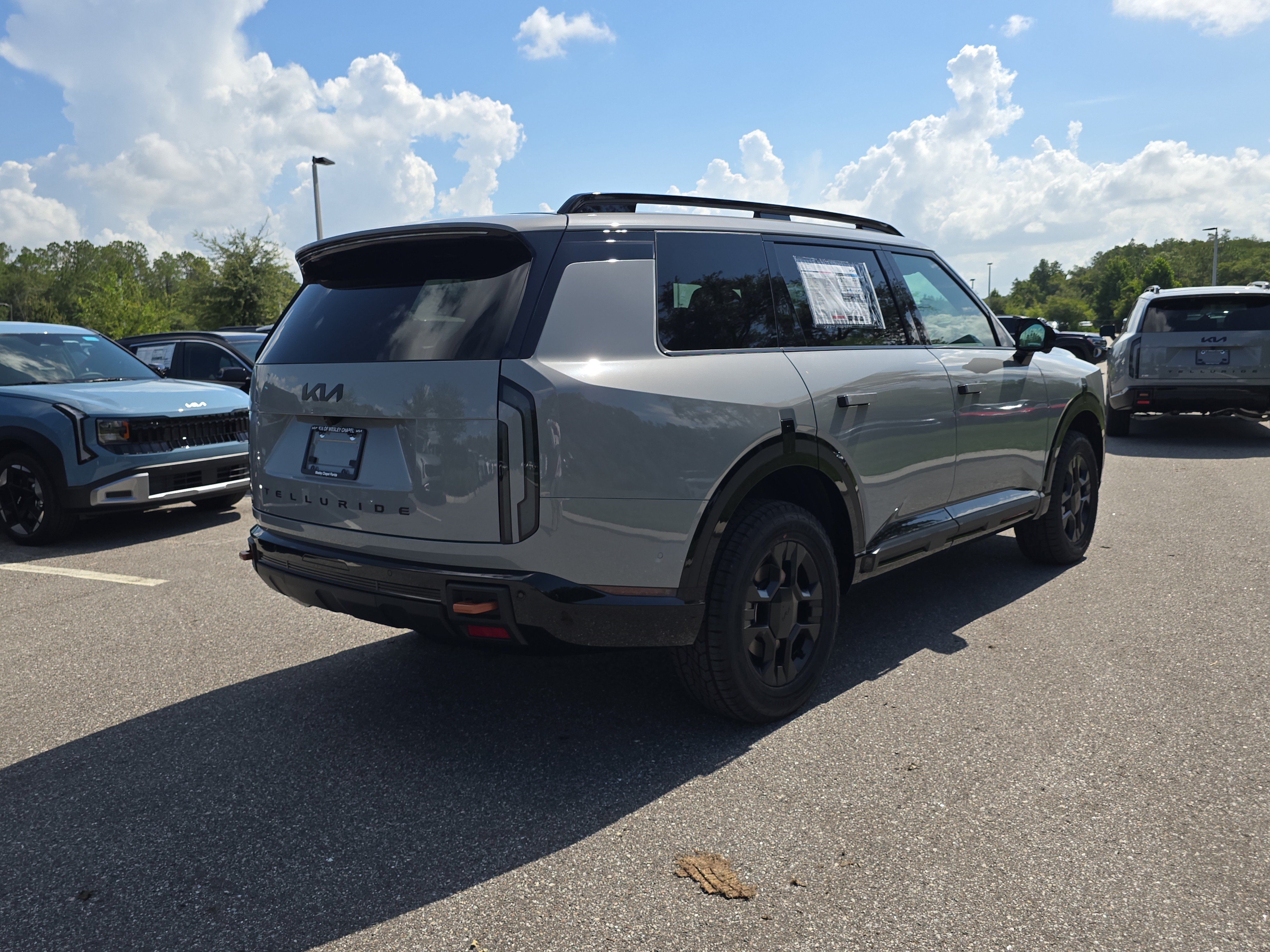 New 2027 Wolf Gray Kia X-PRO SX image 8