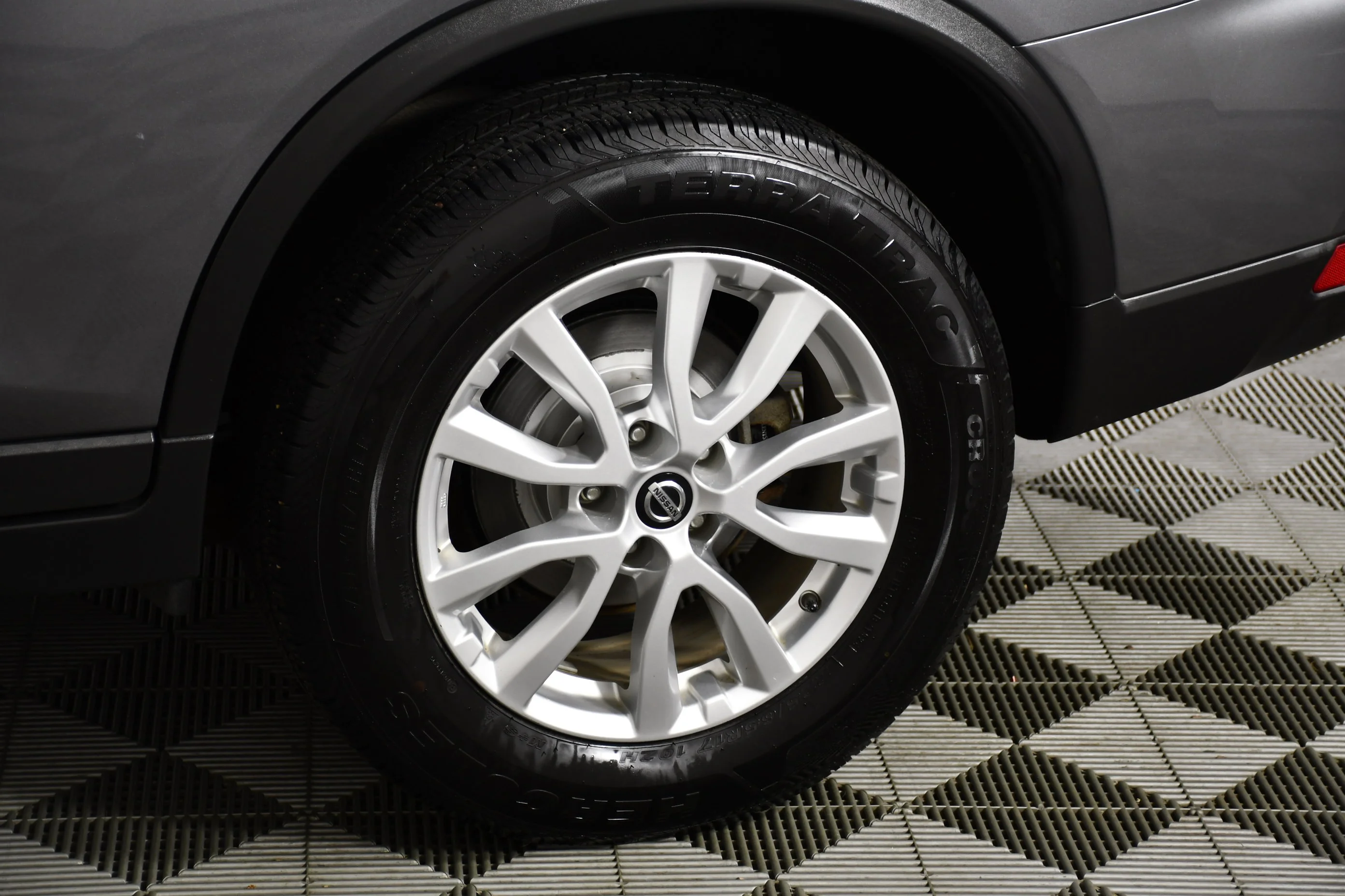 Used 2018 Gun Metallic Nissan SV image 51