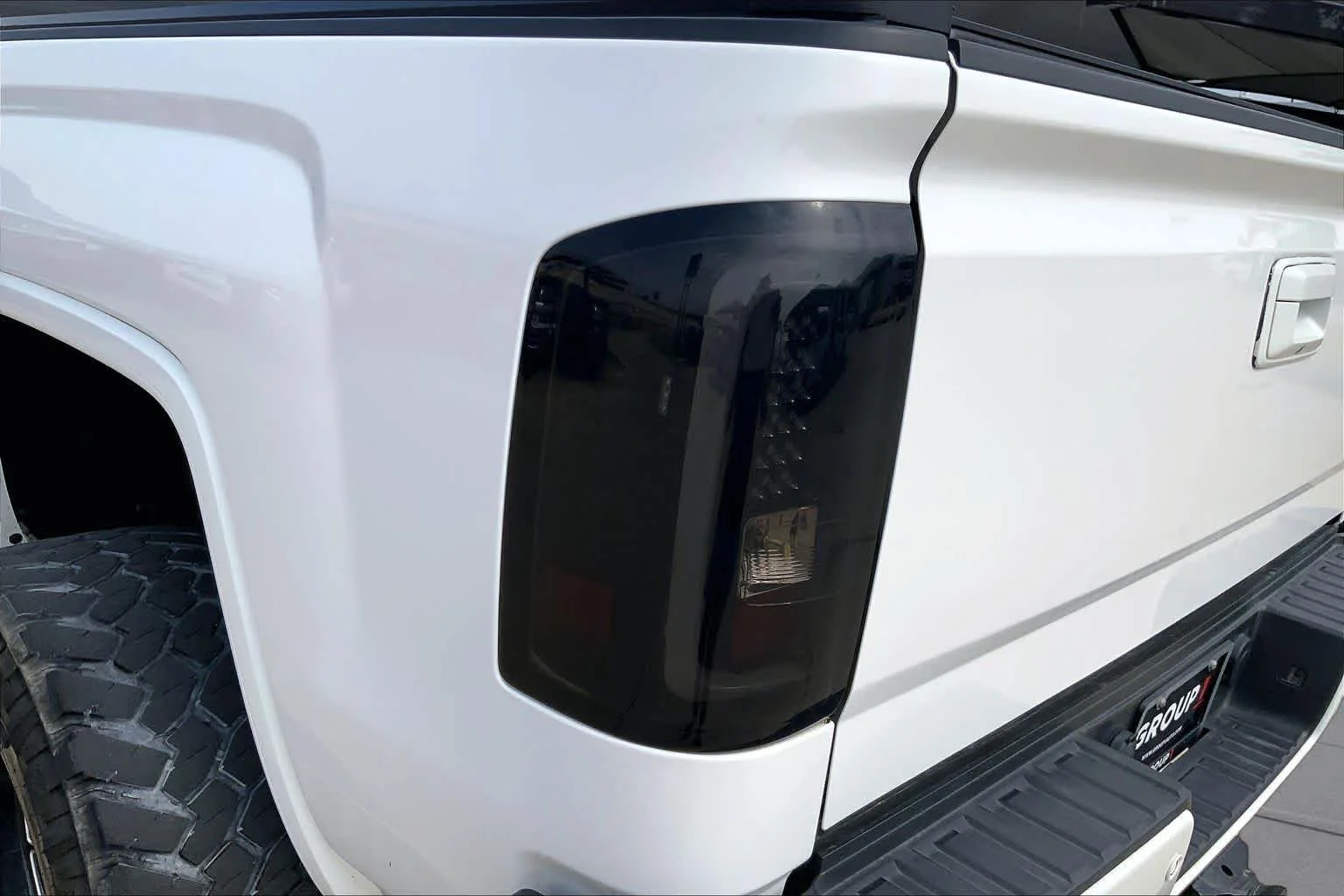 Used 2016 Summit White GMC Denali image 27