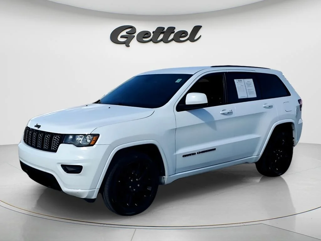Used 2018 Jeep Grand Cherokee Altitude with VIN 1C4RJEAG2JC322698 for sale in Punta Gorda, FL