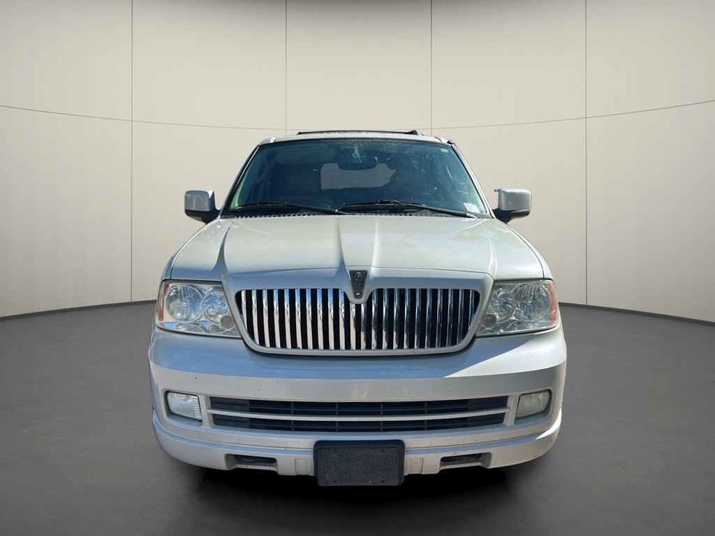 Used 2005 Lincoln Navigator Luxury with VIN 5LMFU28555LJ13225 for sale in Phoenix, AZ