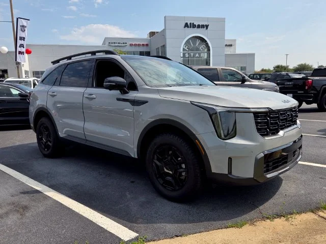 Used 2025 Gray Kia X-Pro SX Prestige image 2