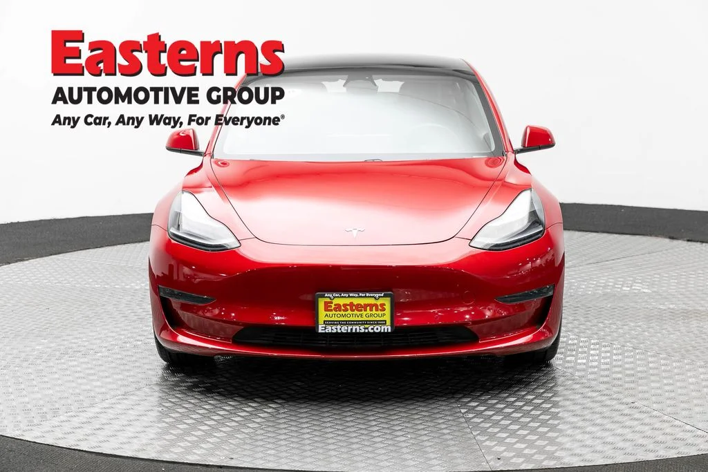 Used 2021 Red Tesla Standard Range Plus image 2