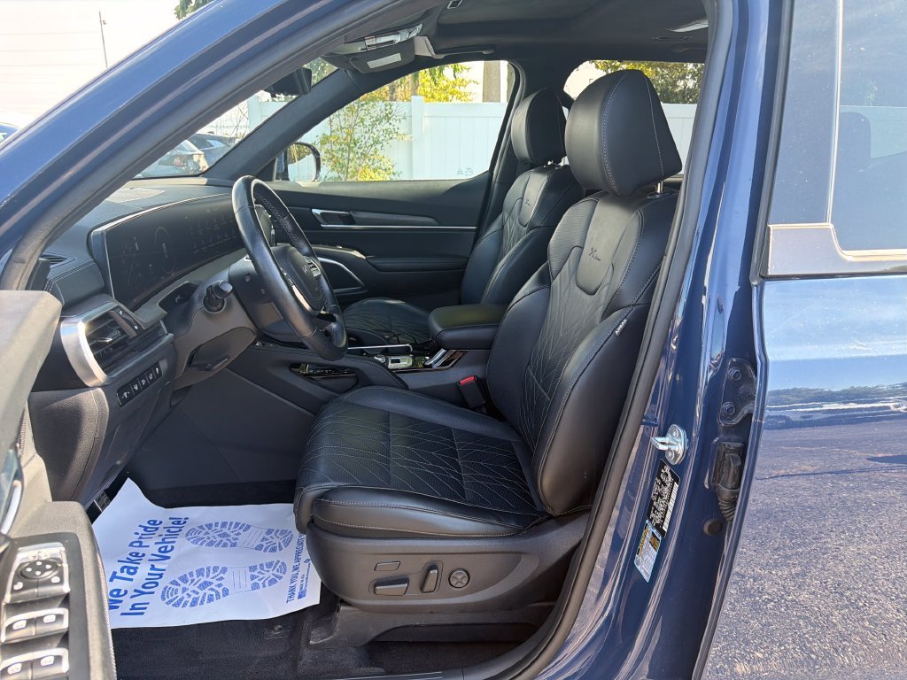 Used 2024 Black Kia SX-Prestige X-Line image 10