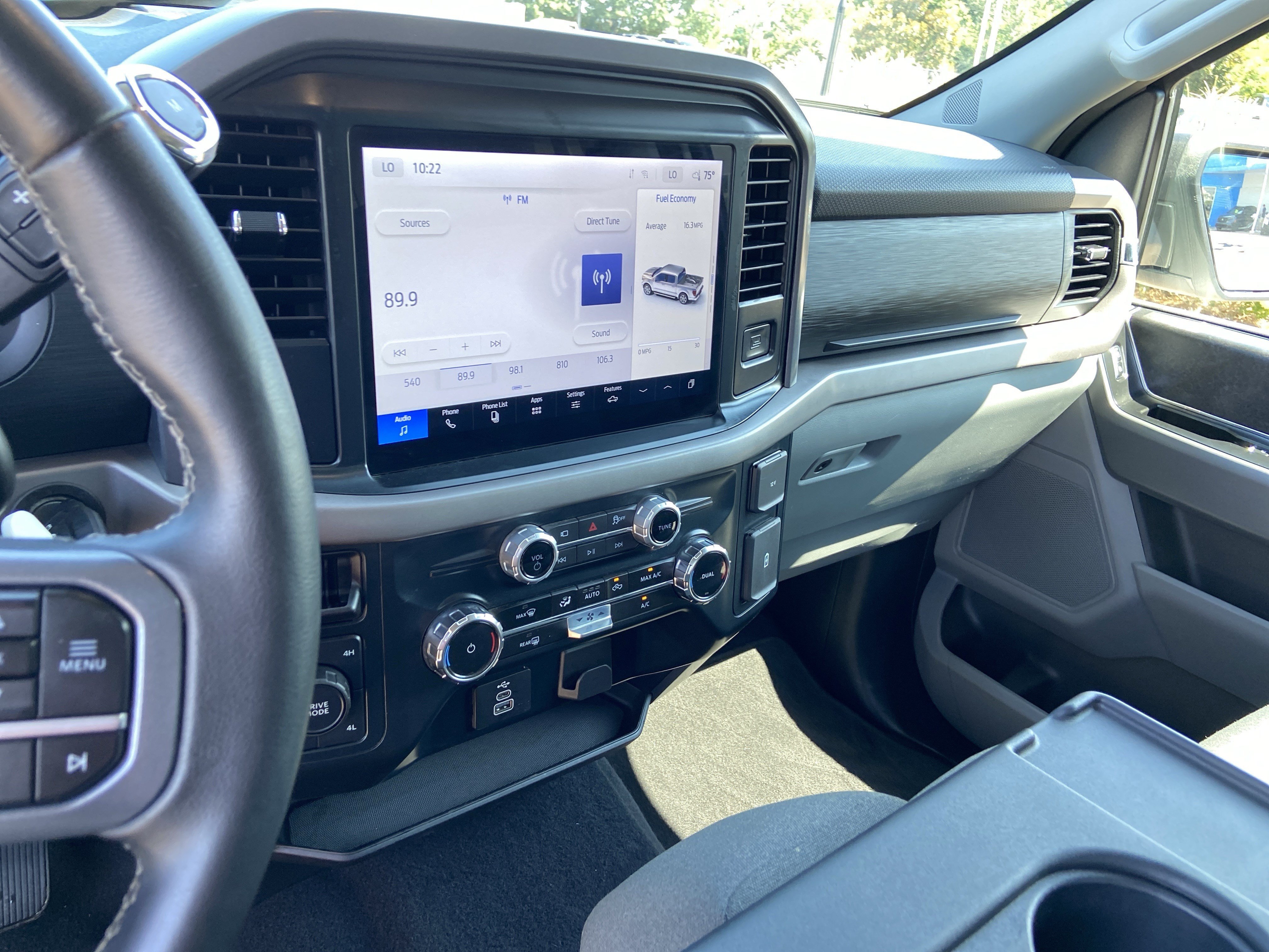 2025 Ford F-150 XLT - Photo 23