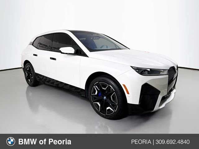 2024 BMW iX xDrive50's photo