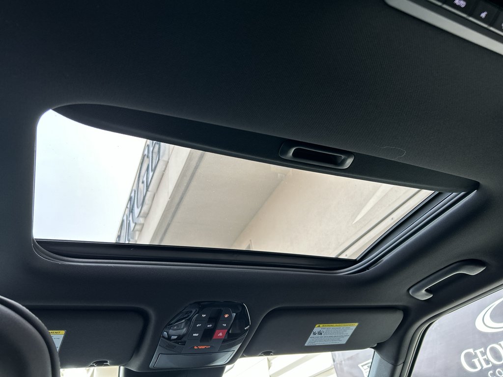 New 2027 Glacial White Pearl Kia X-Line EX image 15