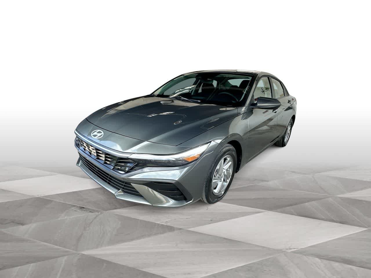 2026 Hyundai Elantra SE - Photo 4